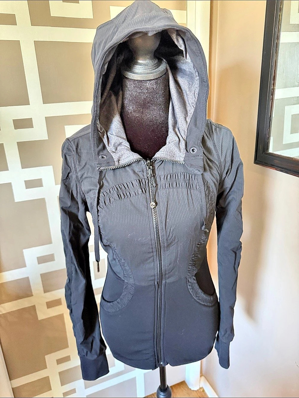 RARE Vintage Lululemon Reversible Dance Studio Jacket Black/Grey Sz S EXC COND
